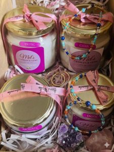 Candle and Jewelry Set