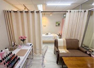 Nails, Beauty & Massage Service